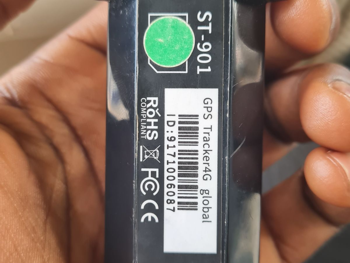 Traceur GPS avant installation